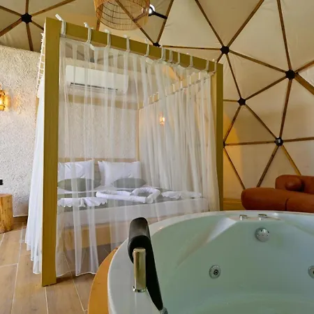 Kalkan Dome & Deluxe *