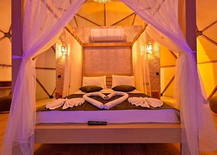 Kalkan Dome & Deluxe